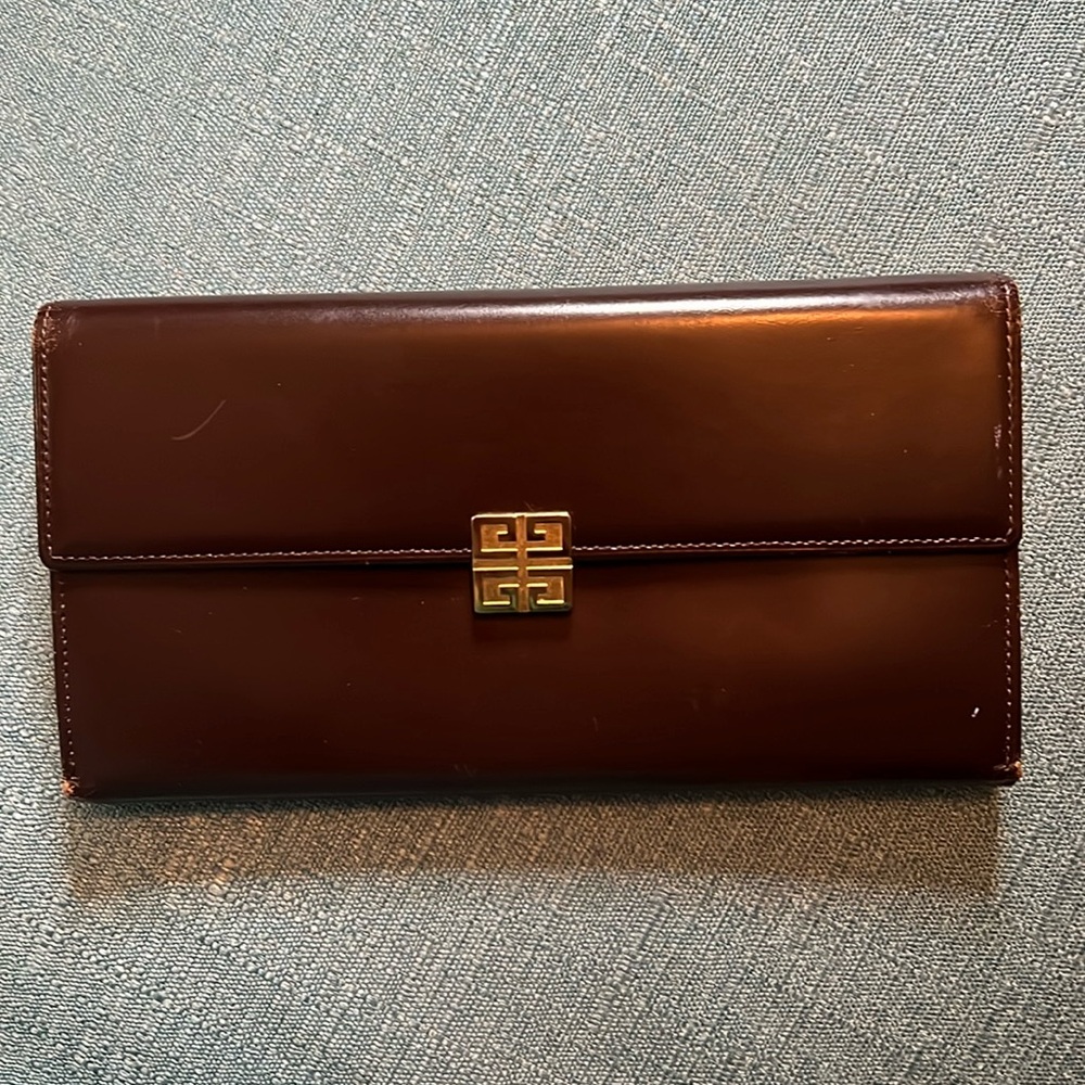Givenchy Leather Long Wallet with Kiss Lock, Beautiful!